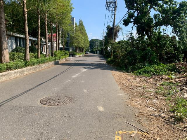 嘉義建地農地台灣房屋湖子內特許加盟店富鑫團隊呂昆佩阿魯米