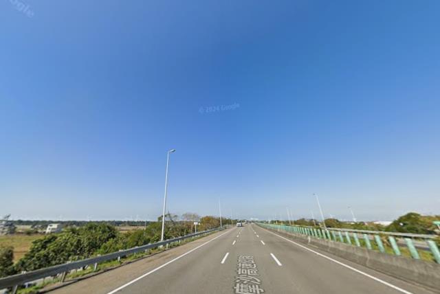 苗栗市都內24米路工業地