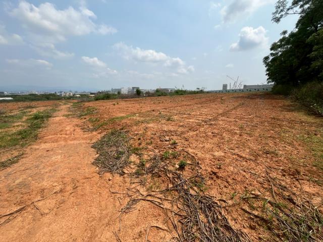 詠騰工商工業地廠房廠辦農建地交通用地戴家蓁可廠登可分租一樓